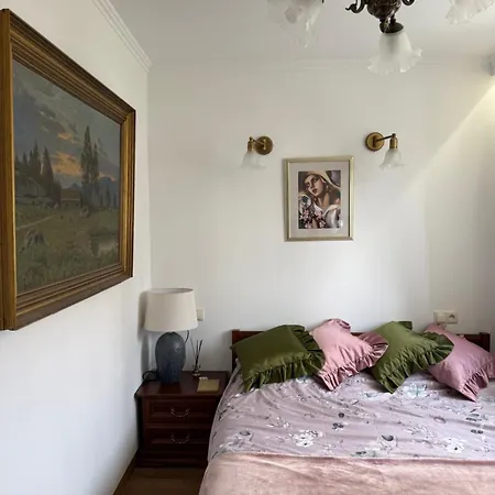 Antique Centrum 프루츠코프