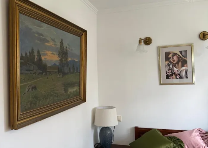 Antique Centrum Apartment Pruszkow