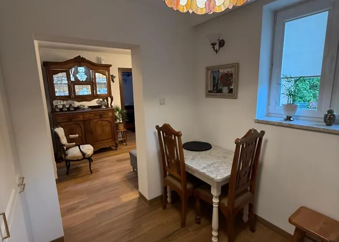 Apartment Antique Centrum Pruszkow